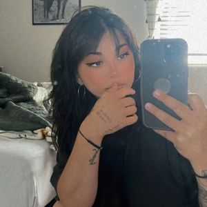 Meet your Posher, Lexis